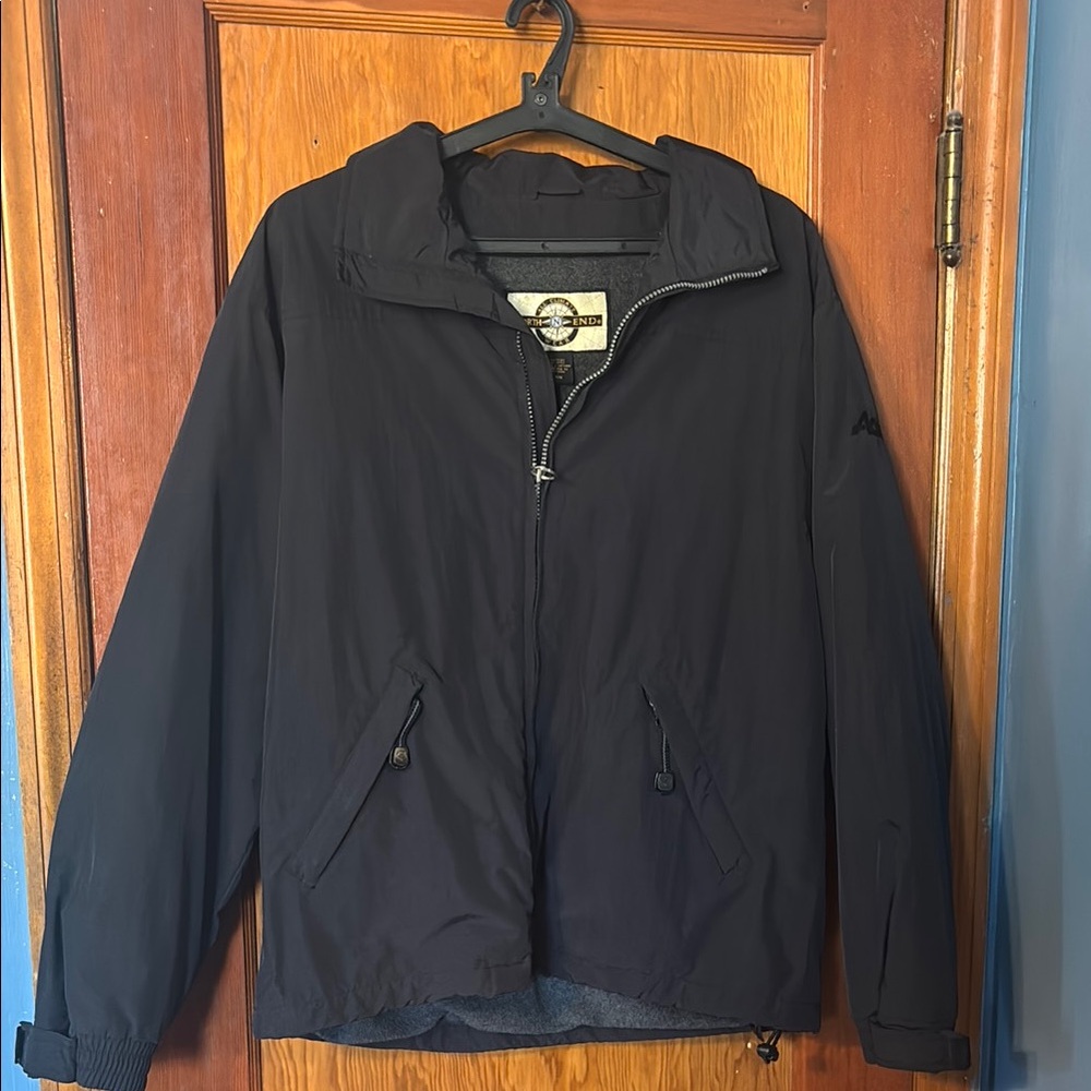 North End black men’s lightweight coat size medium